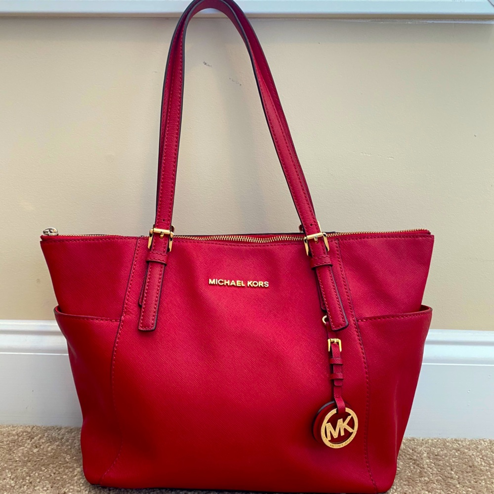 Michael Kors Jet Set Tote Red